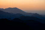 Coucher de soleil sur les montagnes pyrénéennes près du Mont Valier en Ariège