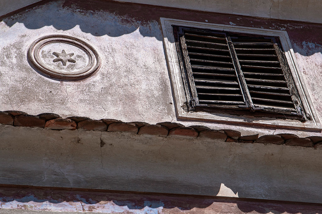 Détail d'une façade de bâtiment
