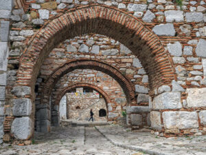 arches-monastere-osios-lukas-grece