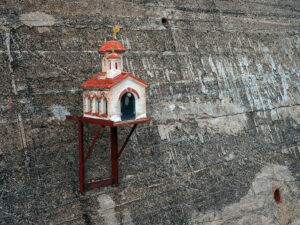 chapelle-oratoire-bord-route-souvenir-grece