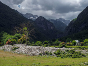 hameau-nderlysaj-vallee-theth-albanie