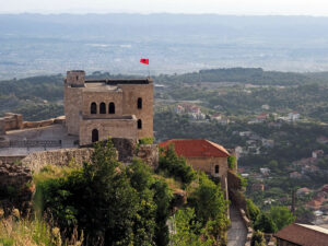 paysage-vallee-chateau-kruje-albanie