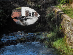 reflet-eau-riviere-pont-village-rastoke-croatie