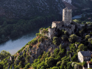 tour-forteresse-riviere-neretva-pocitelj-bosnie
