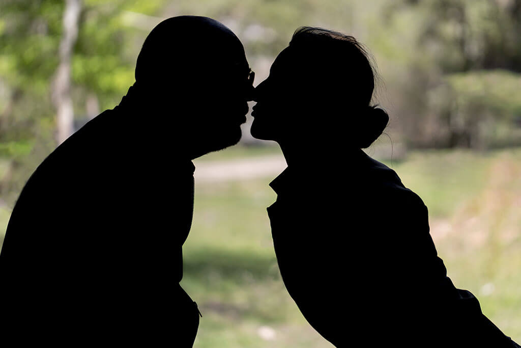 baiser-couple-ombre-chinoise