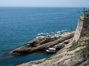 bar-cote-adriatique-petrovac-montenegro