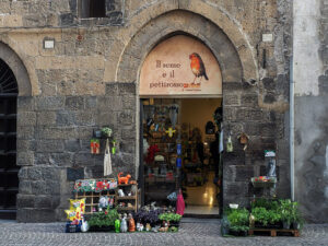 boutique-rue-orvieto-italie