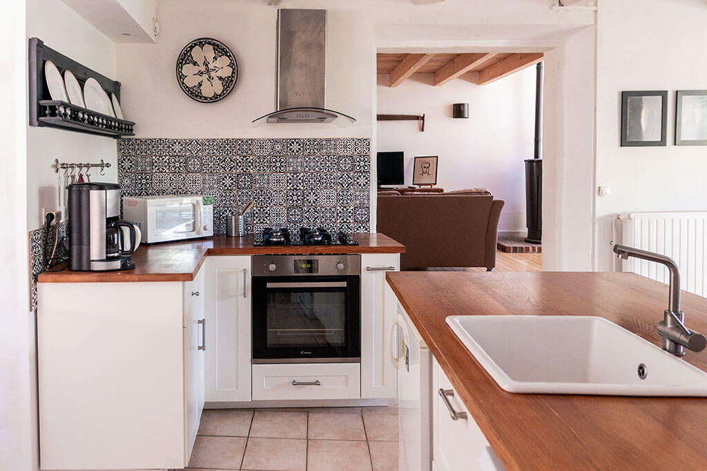 cuisine-equipee-chambre-hote