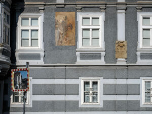 facade-grise-immeuble-centre-zagreb-croatie