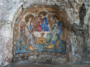 fresque-grotte-monastere-troglodyte-ostrog-montenegro