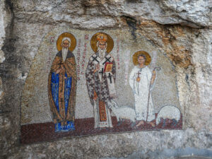 fresque-grotte-monastere-troglodyte-ostrog-montenegro