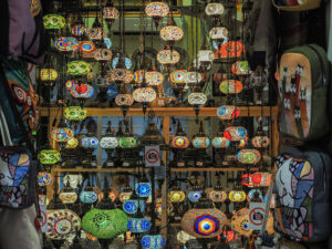 lampes-couleurs-boutique-kotor-montenegro