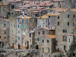 maisons-pierre-cote-sud-pitigliano-italie