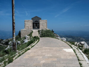 mausolee-njegos-cetinje-montenegro