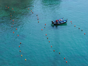 pecheur-port-vernazza-cinque-terre-italie