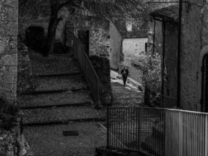 photogaphe-rue-calascio-italie