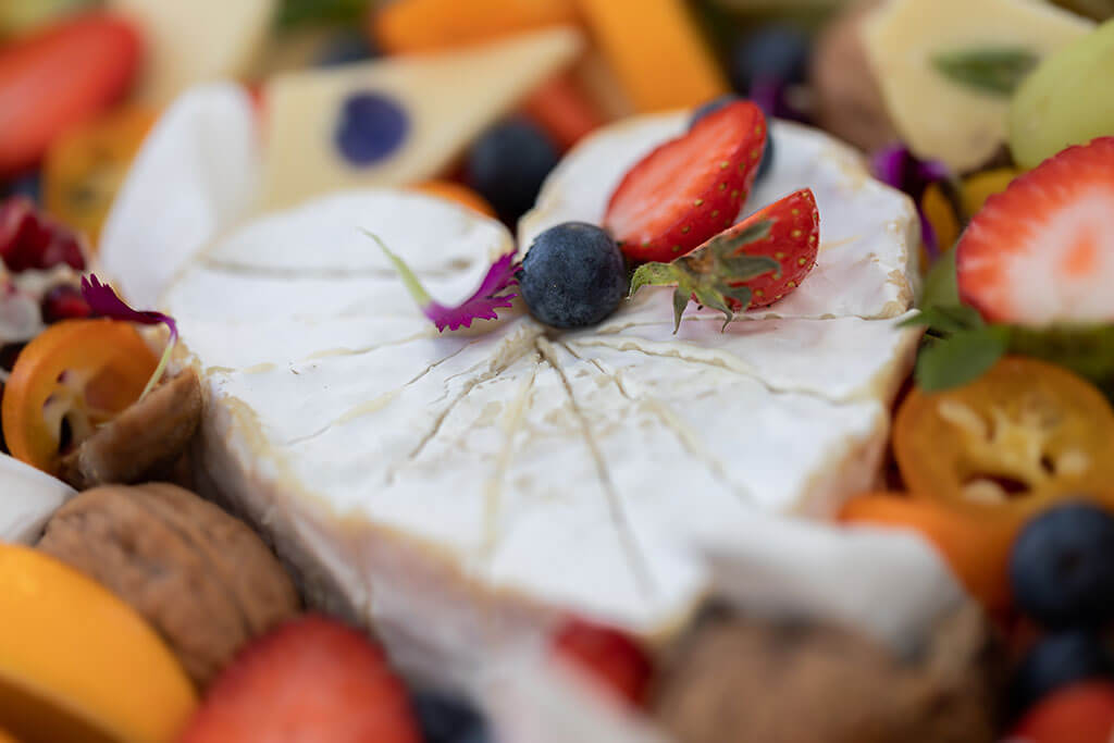 plat-froid-fromage-legume-fruits-couleurs