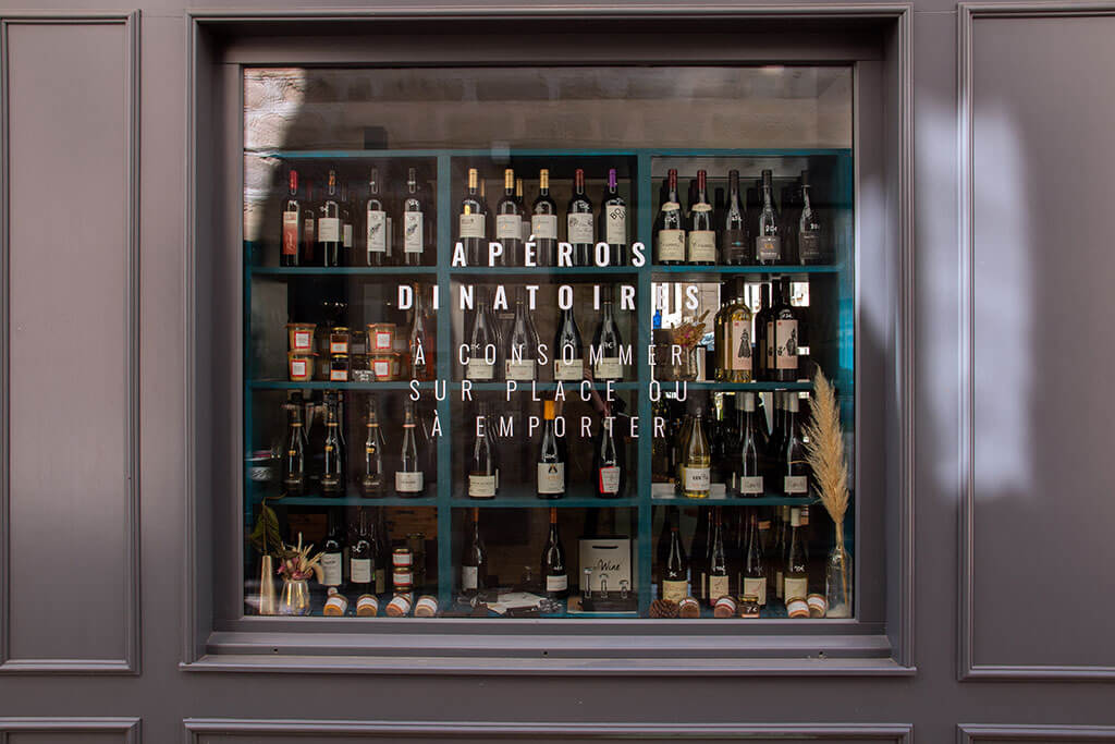 vitrine-boutique-vin-alcools