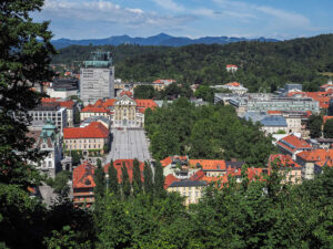 vue-generale-centre-place-kongresni-ljubljana-slovenie