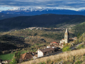vue-generale-village-calascio-italie