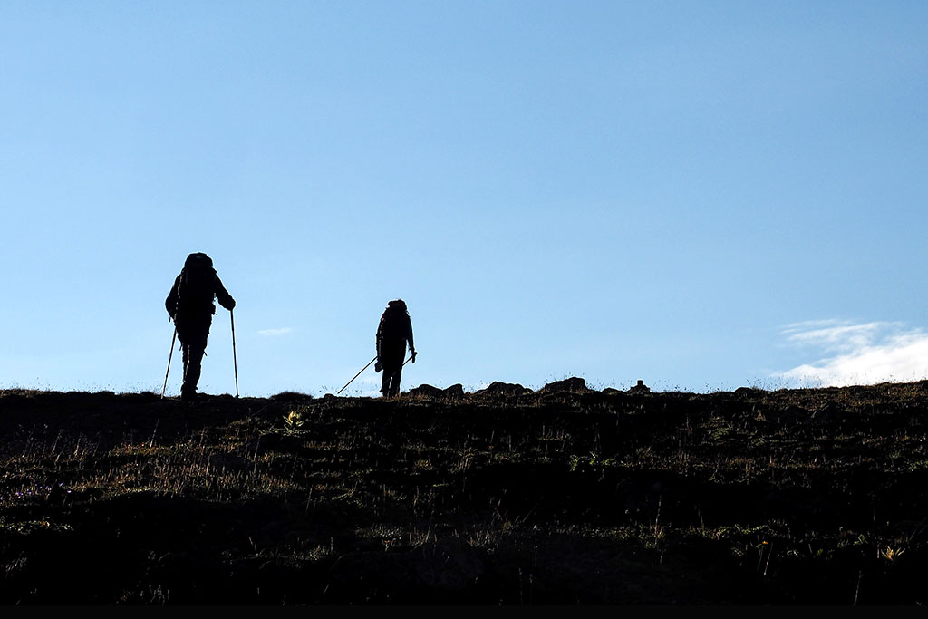 deux-randonneurs-col-palet-gr5-alpes-savoie