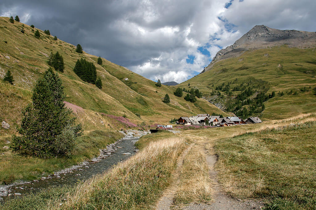 hameau-fonts-cervieres-hautes-alpes