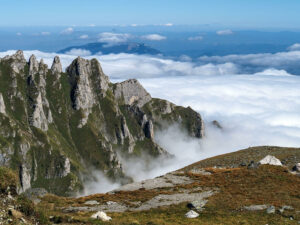 mer-nuages-monts-bucegi-roumanie