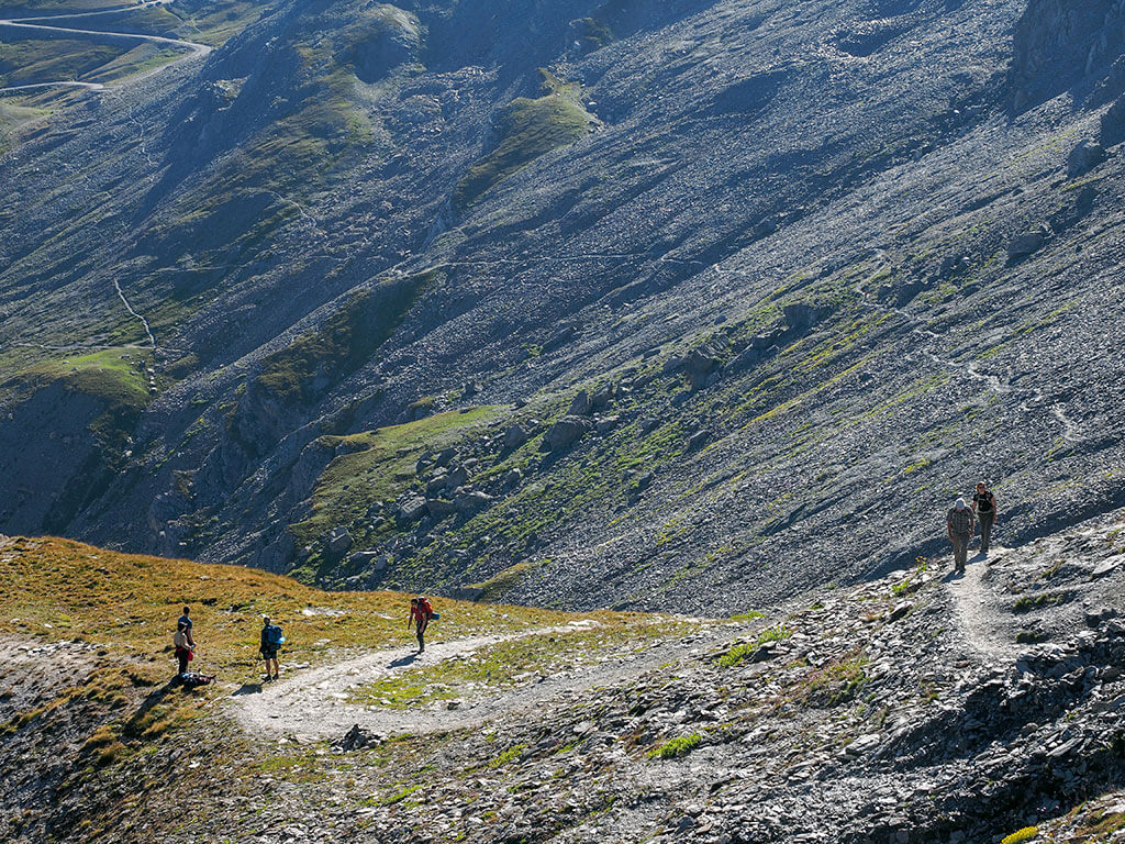 montee-col-chamoussiere-gr58-hautes-alpes