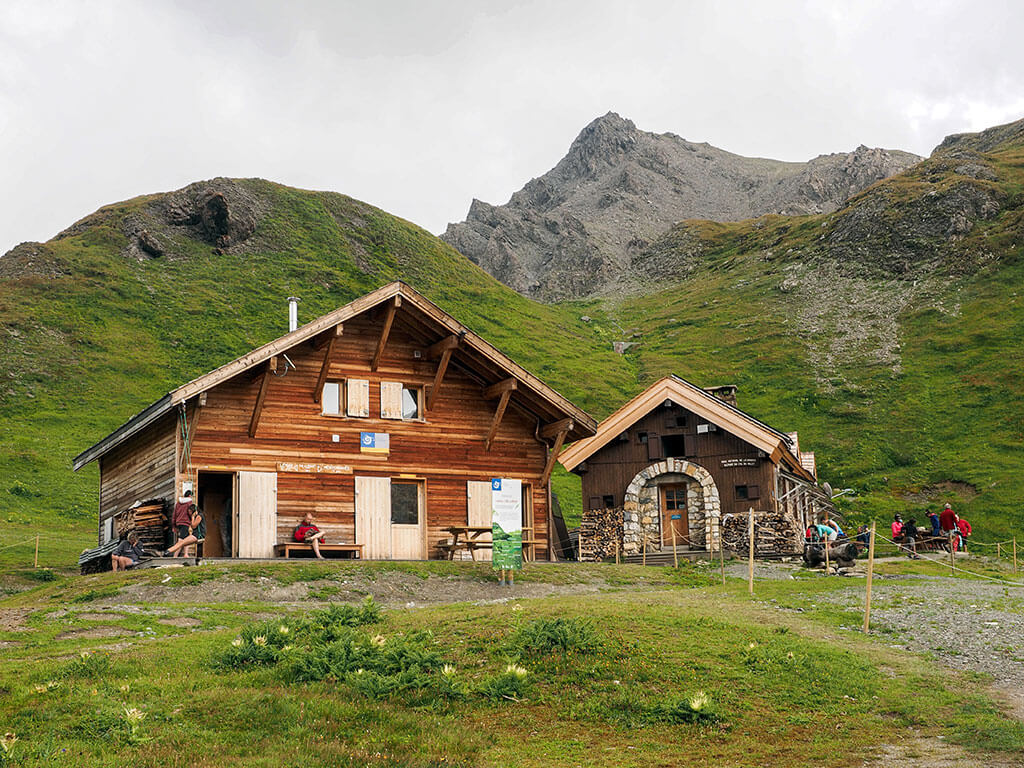 refuge-col-palet-gr5-alpes-savoie