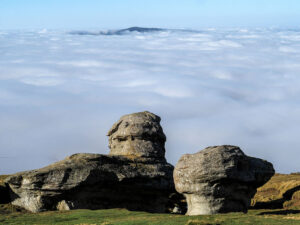 rochers-monts-bucegi-roumanie