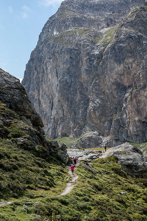 rochers-plan-eaux-gr5-alpes-savoie