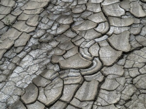 sol-volcans-boue-berca-policiori-roumanie