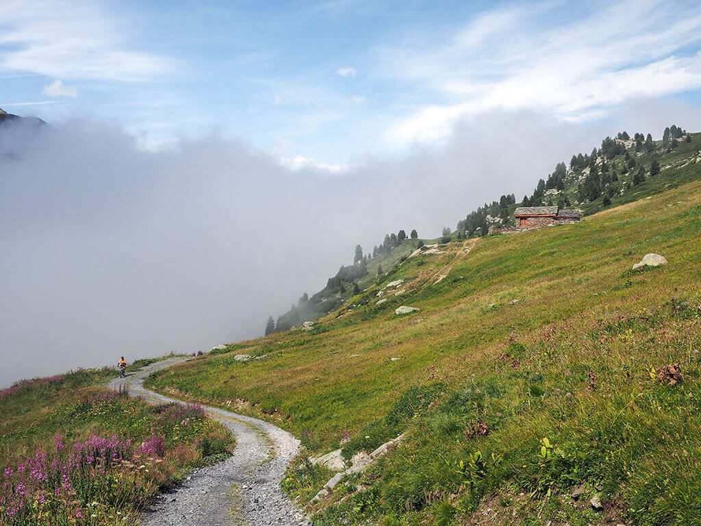 vtt-chemin-gr5-vallee-maurienne-alpes-savoie