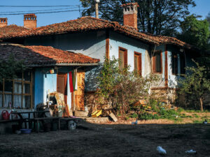 maison-bleue-koprivchtitsa-bulgarie
