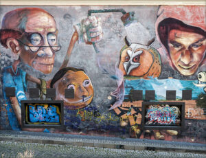 street-art-personnages-chouette-plovdiv-bulgarie