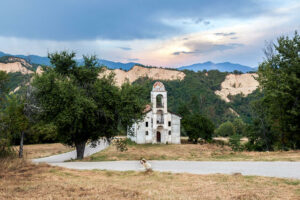 vieille-eglise-tombe-yane-zandanski-rojen-bulgarie
