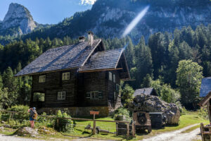 maison-forestiere-lac-gosau-autriche