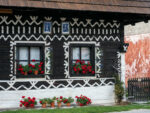 Maison en bois traditionnelle du village de Cicmany en Slovaquie